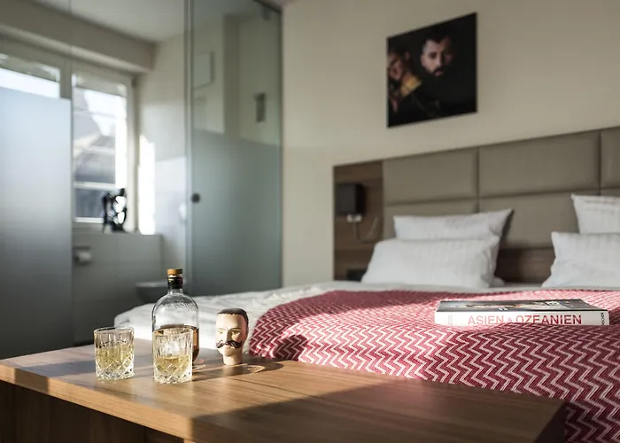 Kunsthotel "Drei Koenig" Am Marktplatz Stadt Loerrach